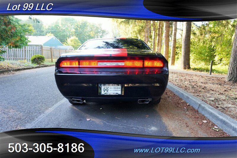 Used 2014 Dodge Challenger SXT RWD image 11