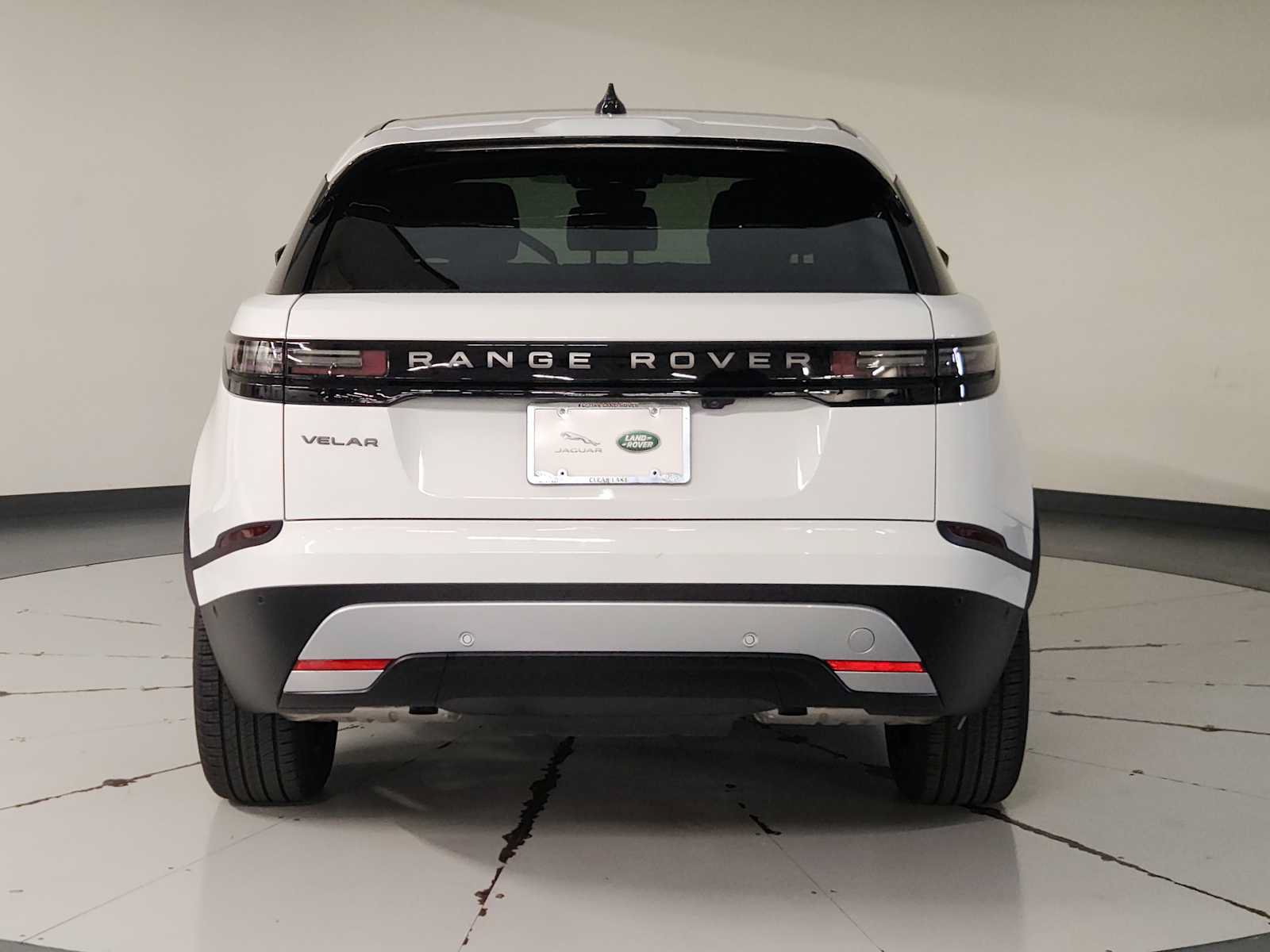 Used 2026 Land Rover Range Rover Velar S AWD/4WD image 10