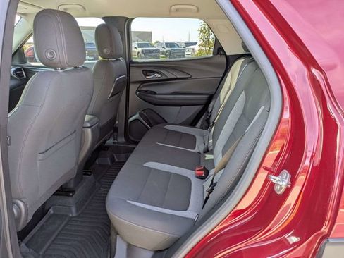 Used 2024 Chevrolet TrailBlazer LT FWD image 13