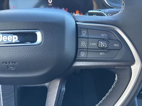 New 2025 Jeep Grand Cherokee L Limited w/ Luxury Tech Group II image 22