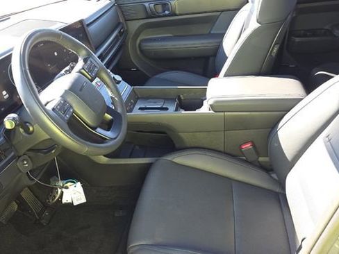 Certified 2026 Hyundai Santa Fe Calligraphy image 5