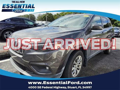 Used 2019 Jeep Cherokee Latitude Plus image 1