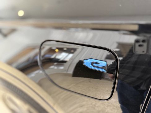 Used 2022 Jeep Grand Cherokee Limited 4xe image 37