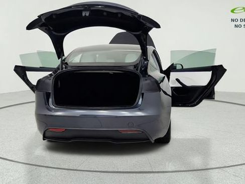 Used 2025 Tesla Model 3 Long Range RWD image 17