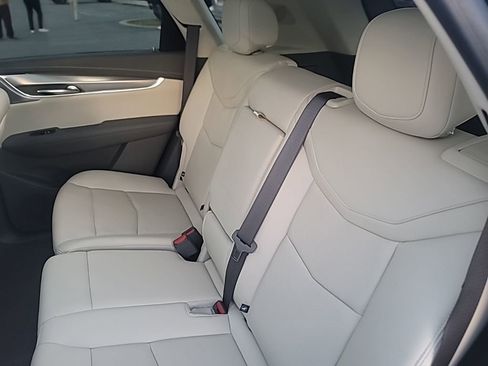 Certified 2023 Cadillac XT5 Premium Luxury w/ Technology Package image 12