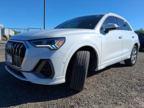 Used 2021 Audi Q3 2.0T Premium Plus w/ Premium Plus Package AWD/4WD image 1