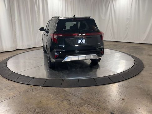 Certified 2025 Kia Seltos S image 8