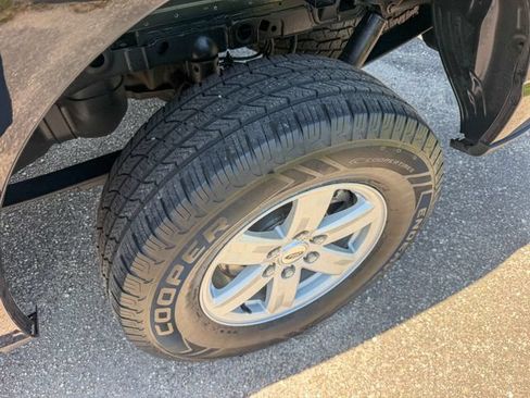 Used 2021 Ford F150 XLT AWD/4WD image 9