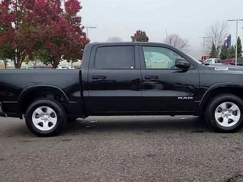 Used 2025 RAM 1500 Big Horn image 9