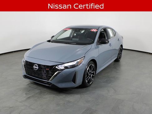 Certified 2024 Nissan Sentra SR FWD image 2