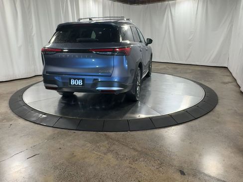 Certified 2026 INFINITI QX60 Luxe w/ Cargo Package AWD/4WD image 13