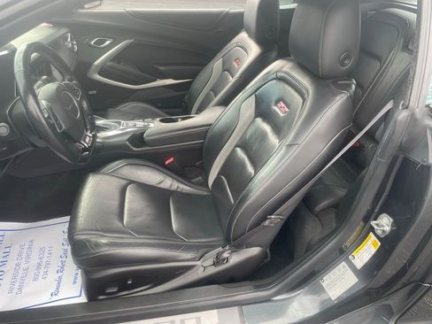Used 2016 Chevrolet Camaro SS image 14