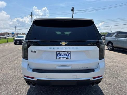 New 2025 Chevrolet Suburban Premier w/ Sun And Tow Package RWD image 14