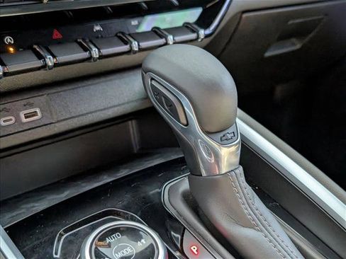 Used 2024 Chevrolet Colorado ZR2 w/ Safety Package image 12