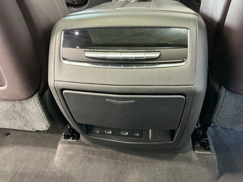 Used 2021 Cadillac Escalade ESV Sport Platinum RWD image 19