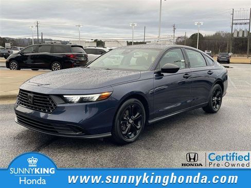 Certified 2025 Honda Accord SE image 1