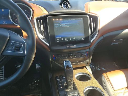 Used 2019 Maserati Ghibli S GranLusso image 17