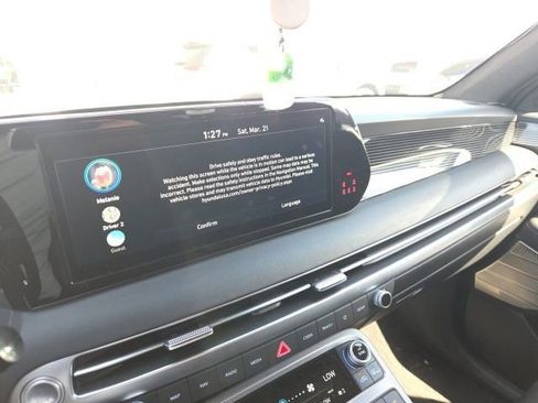 Used 2024 Hyundai Palisade Calligraphy image 9