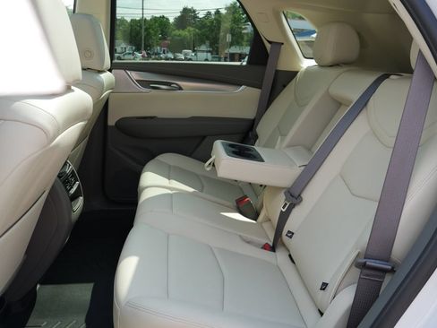 Used 2024 Cadillac XT5 Premium Luxury AWD/4WD image 16