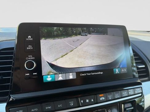 Certified 2025 Honda Odyssey EX-L image 28