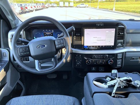 New 2026 Ford F350 XLT w/ XLT Premium Package AWD/4WD image 11