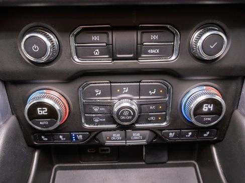 Used 2022 GMC Yukon SLT w/ Max Trailering Package AWD/4WD image 22