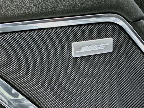 Used 2024 GMC Sierra 1500 SLT w/ SLT Premium Plus Package AWD/4WD image 19