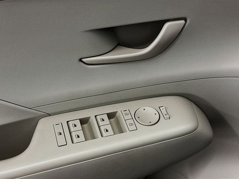 Used 2024 Hyundai Kona SEL image 15