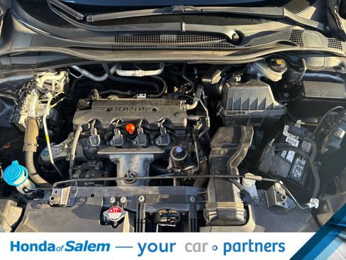 Used 2022 Honda HR-V LX image 9