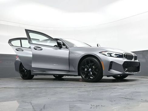 New 2026 BMW 330i Sedan w/ M Sport Package RWD image 39