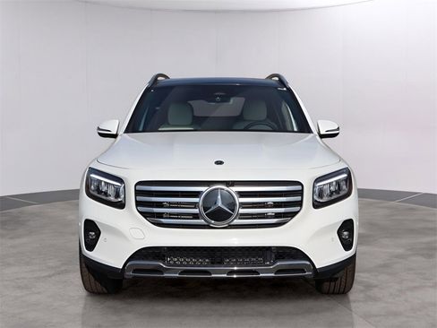 New 2026 Mercedes-Benz GLB 250 4MATIC image 2