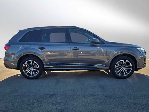 Certified 2025 Audi Q7 2.0T Premium Plus w/ Premium Plus Package image 2