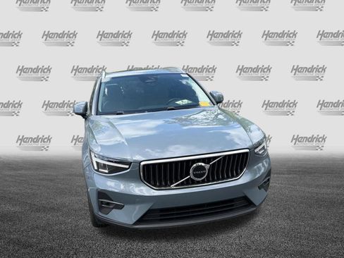 Certified 2023 Volvo XC40 B5 Plus w/ Protection Package Premier AWD/4WD image 42
