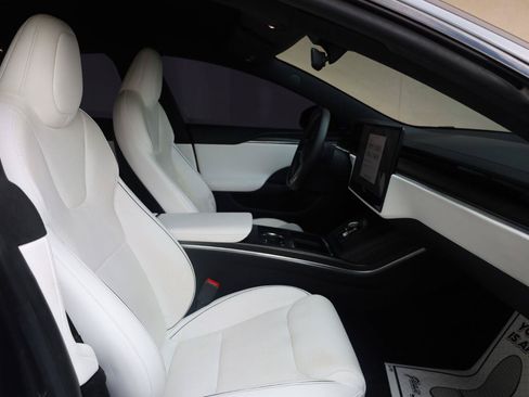 Used 2022 Tesla Model S Plaid AWD/4WD image 21