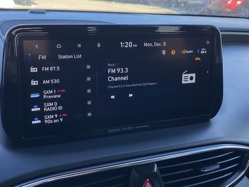 Used 2022 Hyundai Santa Fe Limited w/ Cargo Package image 22