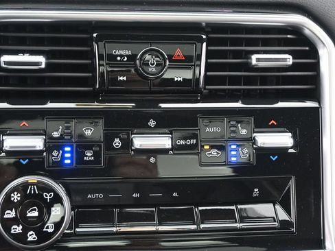 New 2026 Nissan Armada Platinum AWD/4WD image 25