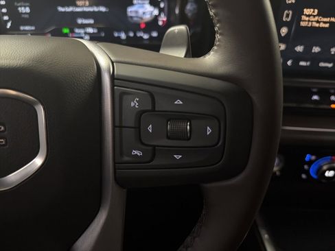 Used 2023 GMC Sierra 1500 SLT w/ SLT Premium Package image 25