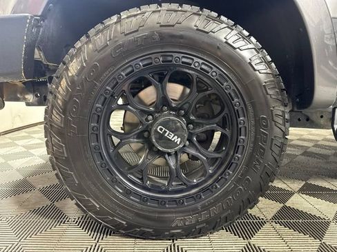 Certified 2022 Ford F250 Lariat w/ Lariat Value Package AWD/4WD image 10