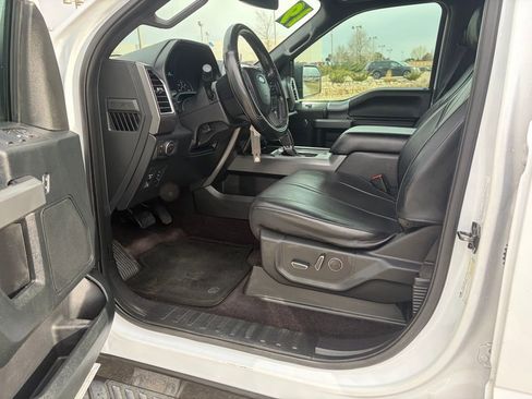 Used 2016 Ford F150 XLT w/ Equipment Group 302A Luxury image 15