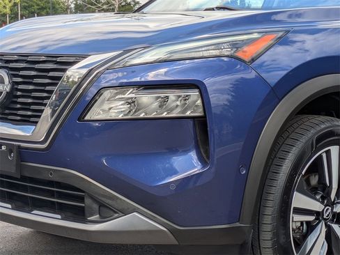 Certified 2023 Nissan Rogue SL w/ SL Premium Package image 9