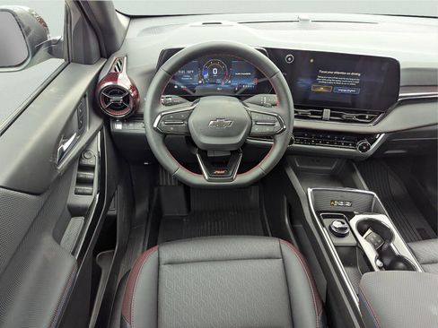 New 2026 Chevrolet Equinox RS w/ LPO, Floor Liner Package image 17