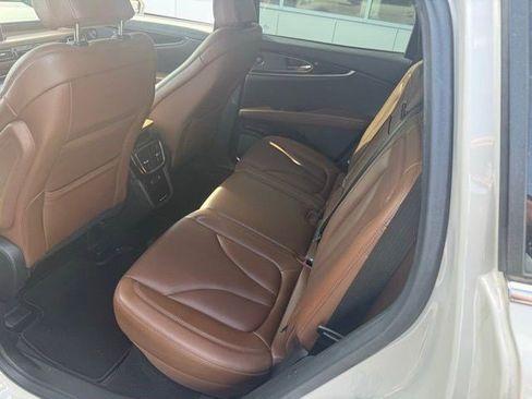 Used 2022 Lincoln Nautilus Reserve w/ Equipment Group 201A image 11