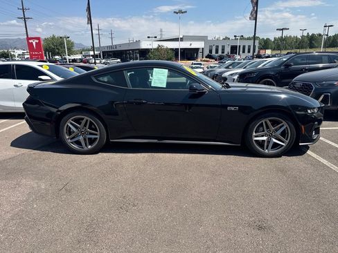 Used 2024 Ford Mustang GT Premium RWD image 4