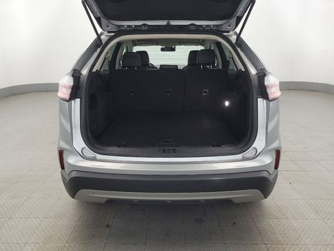 Used 2024 Ford Edge SEL image 29