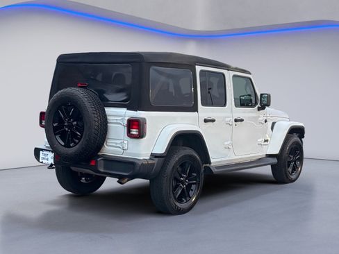 Used 2021 Jeep Wrangler Unlimited Sahara image 10