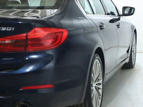 Used 2020 BMW 530i xDrive w/ Premium Package image 55