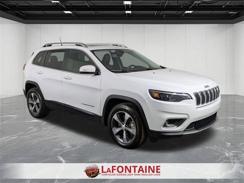 Used 2019 Jeep Cherokee Limited image 7