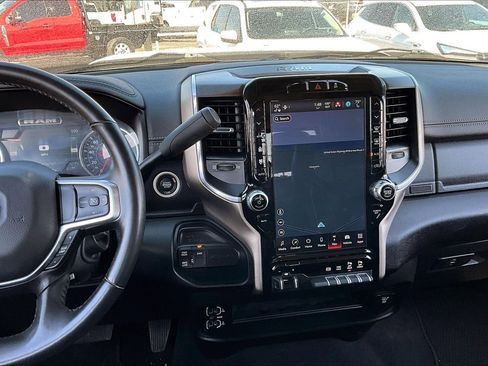 Used 2024 RAM 2500 Laramie AWD/4WD image 6