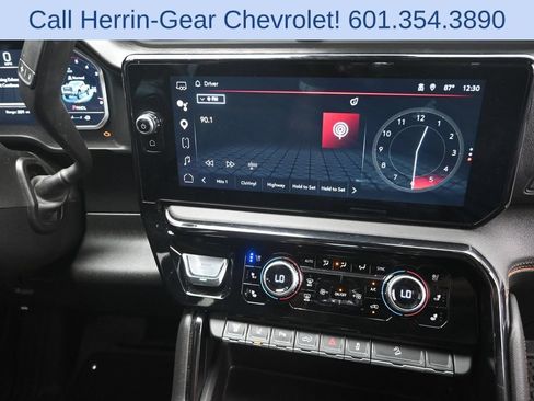 Used 2024 GMC Sierra 2500 AT4 w/ AT4 Premium Plus Package AWD/4WD image 30