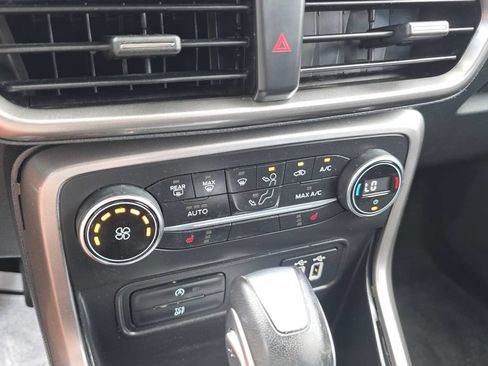 Used 2019 Ford EcoSport SE AWD/4WD image 19